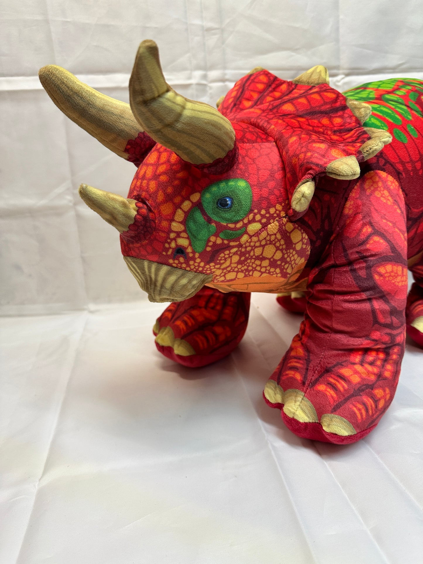 Peluche dinosauro