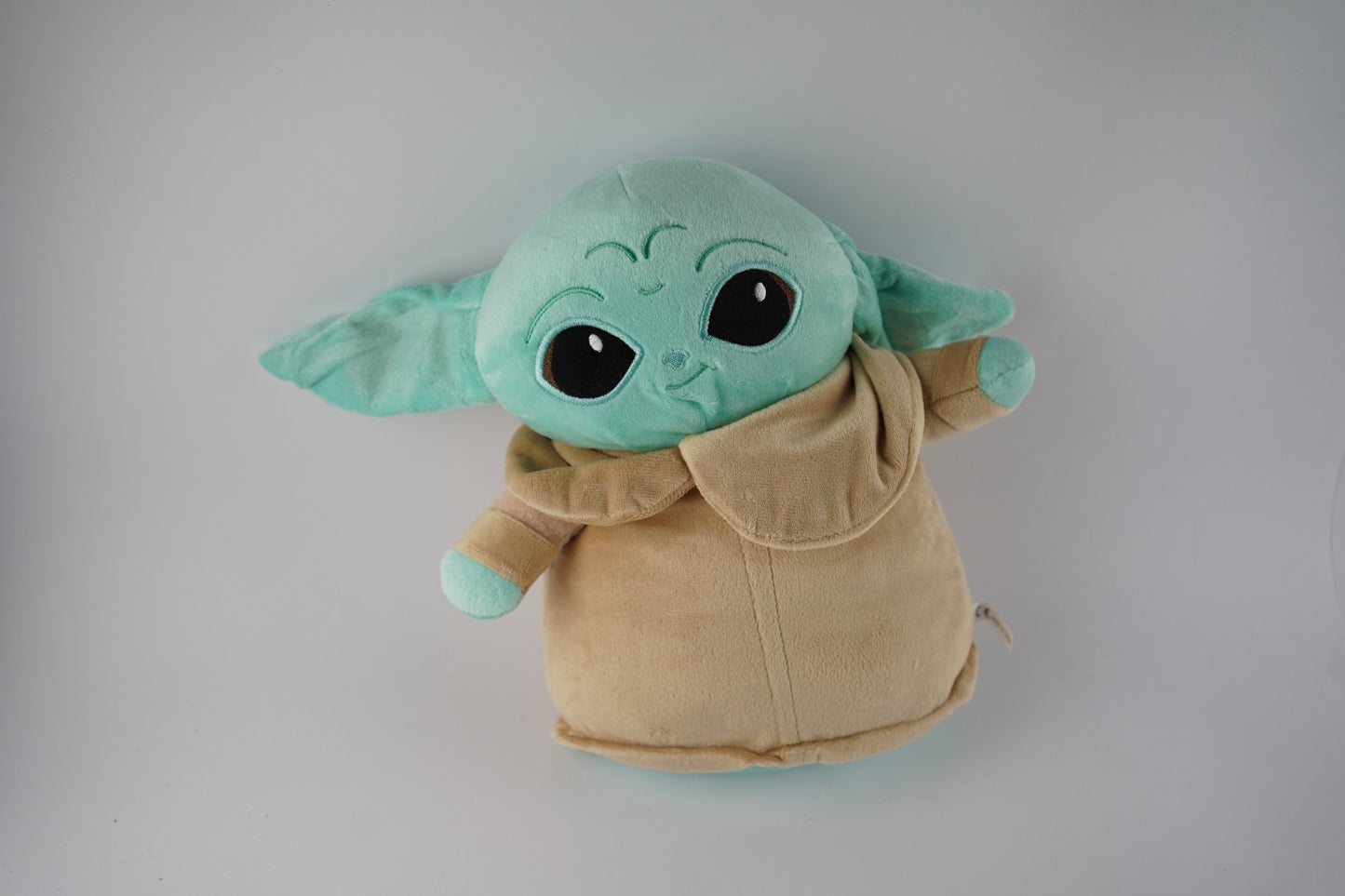 Peluche baby yoda